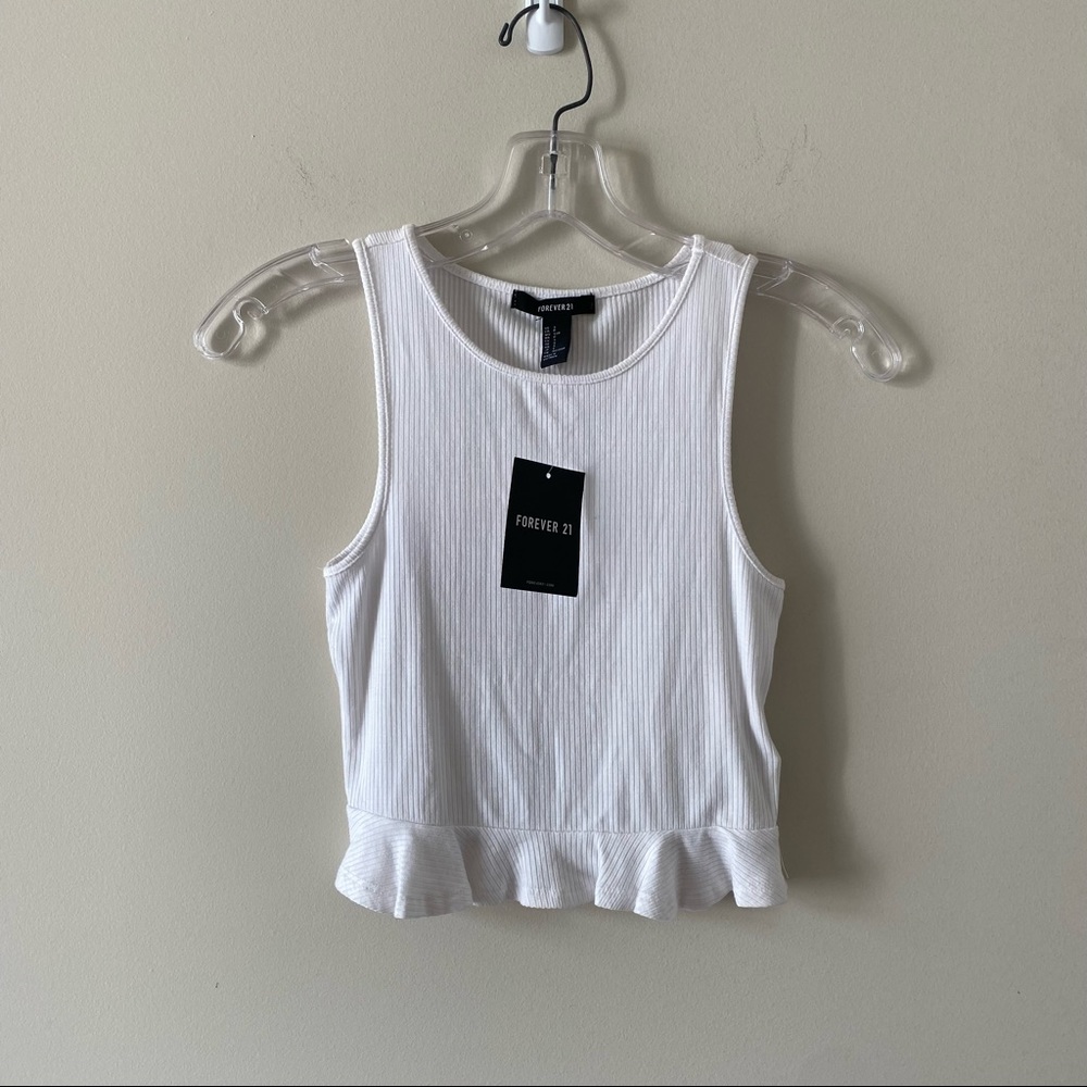 White Ribbed Cropped Tank Top | Ruffles | Forever 21 | Small | NWT